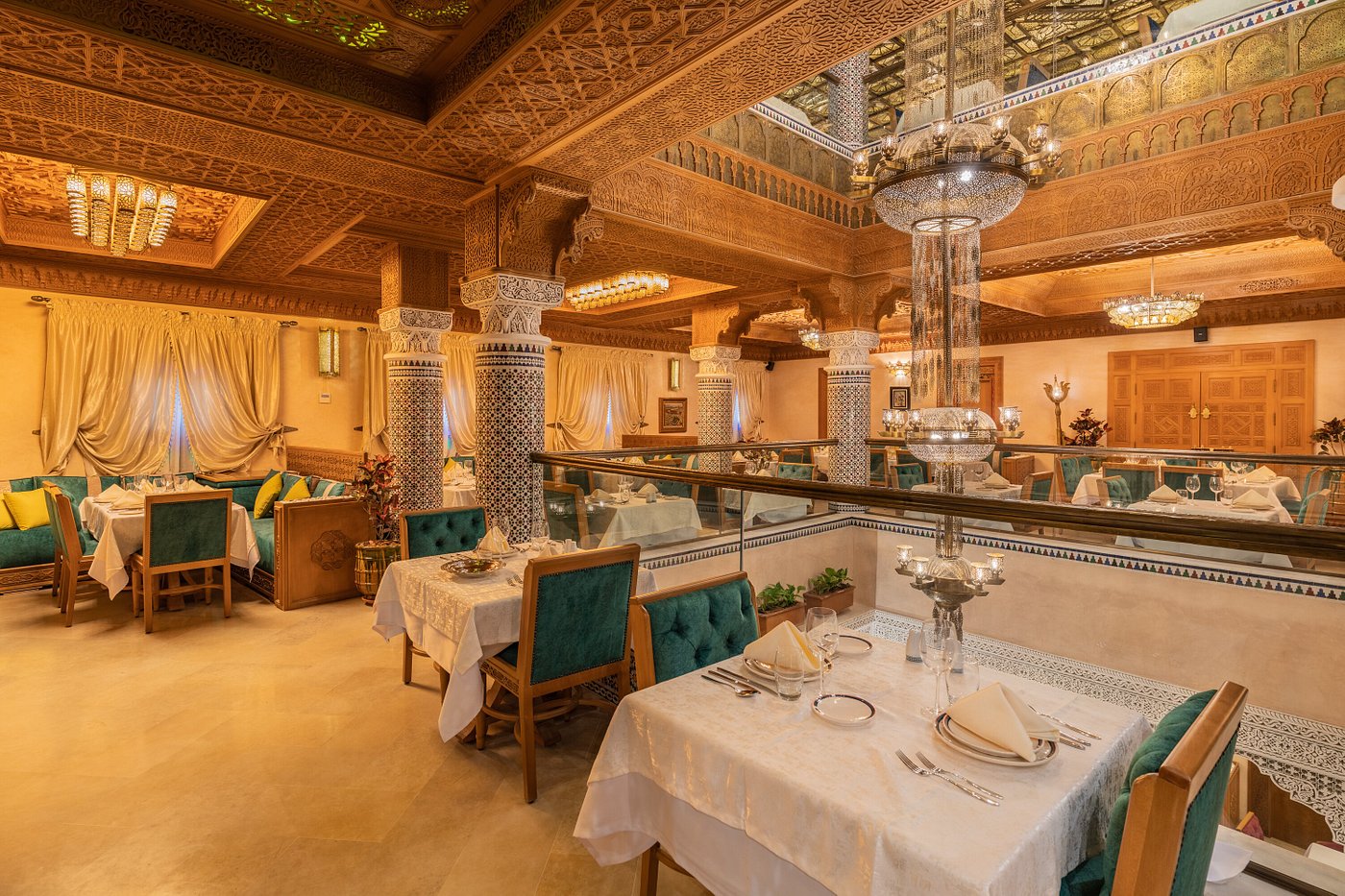 Casablanca: Tour nocturno con cena tradicional marroquí