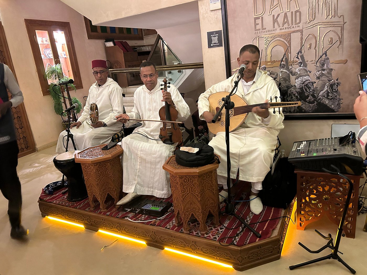 Casablanca: Tour nocturno con cena tradicional marroquí